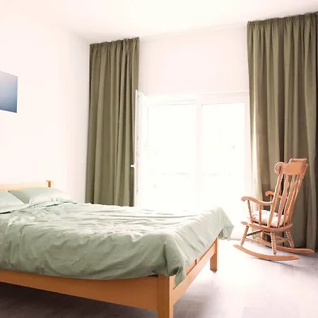 A Quiet Oasis In The Center Of The City Appartement